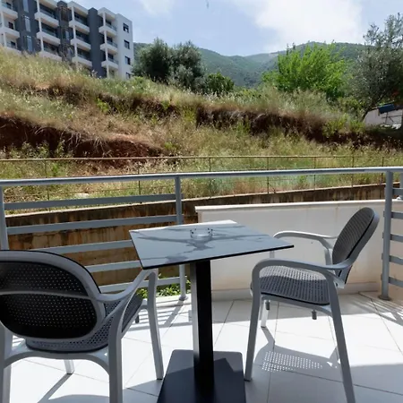 The Valona Apartment